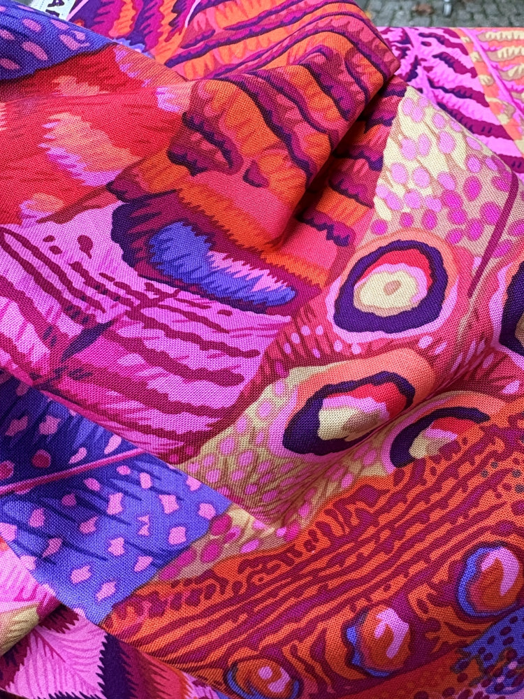 Kaffe Fassett Collective Feathers- red