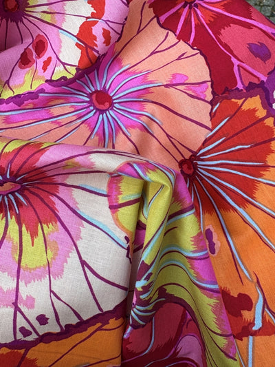 Kaffe Fassett Collective Lotus Leaf - red
