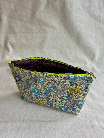 Kosmetiktasche Flowers – Blue