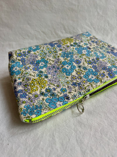 Kosmetiktasche Flowers – Blue