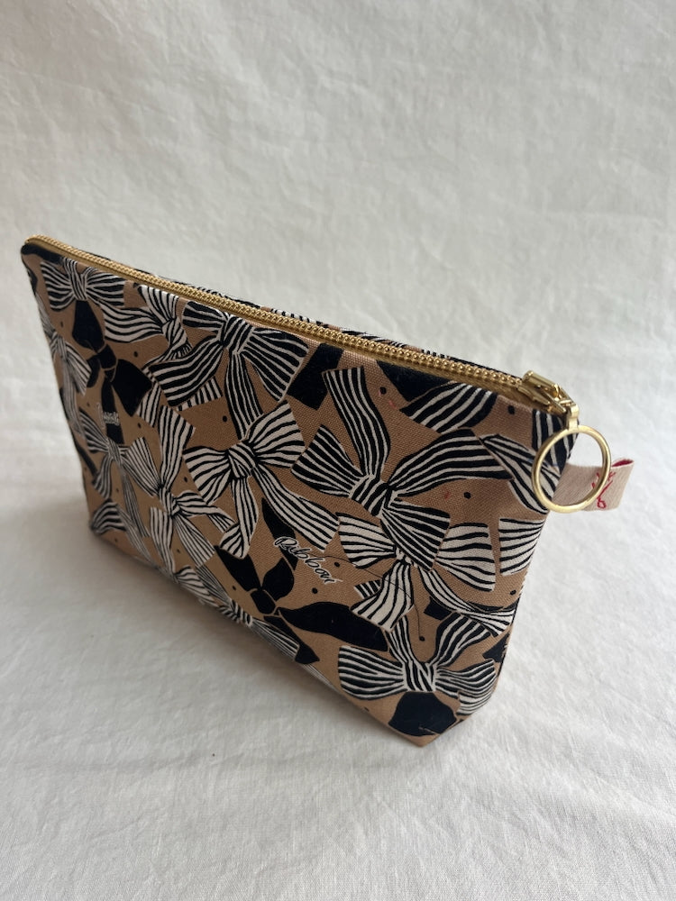 Kosmetiktasche Ribbon & Bows – Caramel