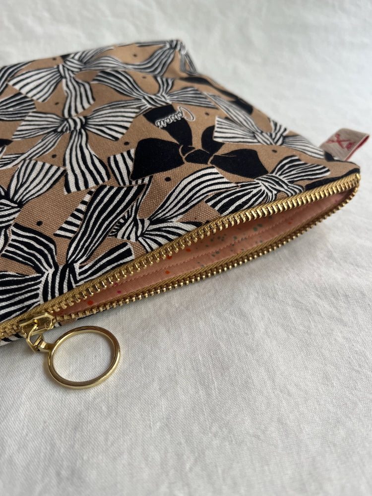 Kosmetiktasche Ribbon & Bows – Caramel