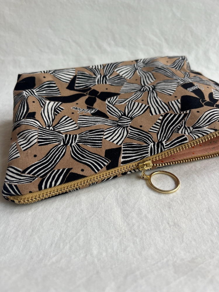 Kosmetiktasche Ribbon & Bows – Caramel