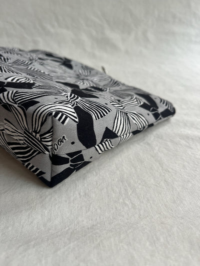 Kosmetiktasche Ribbon & Bows – Grey