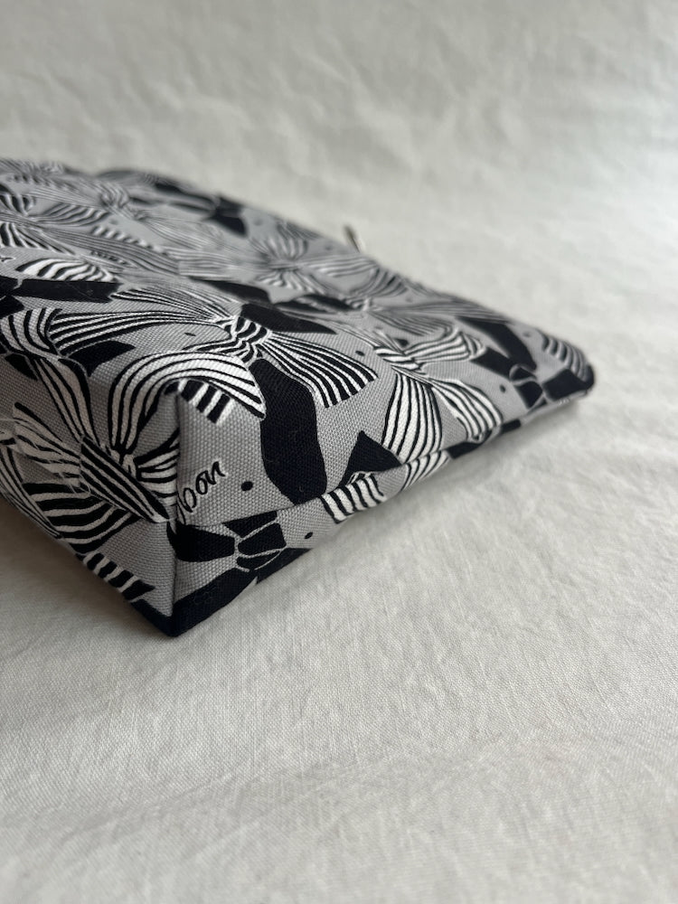Kosmetiktasche Ribbon & Bows – Grey