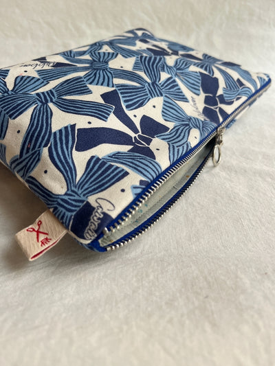 Kosmetiktasche Ribbon & Bows – Blue