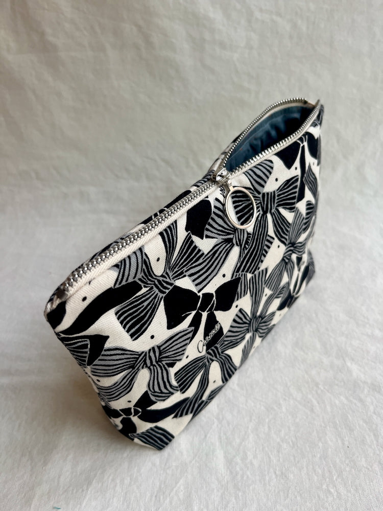 Kosmetiktasche Ribbon & Bows – White