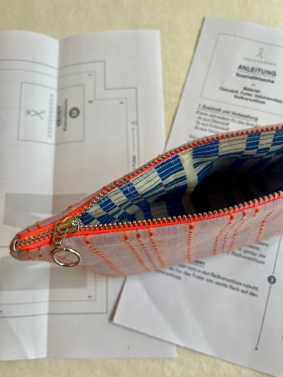 Nähkit – Kosmetiktasche M, Fableism Cobalt/Lavendel