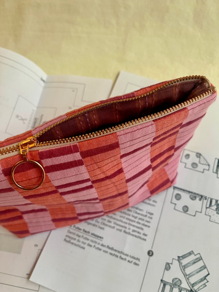 Nähkit – Kosmetiktasche L, Fableism Berry/Blackberry