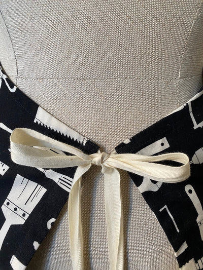 Schürze DIY – Schwarz