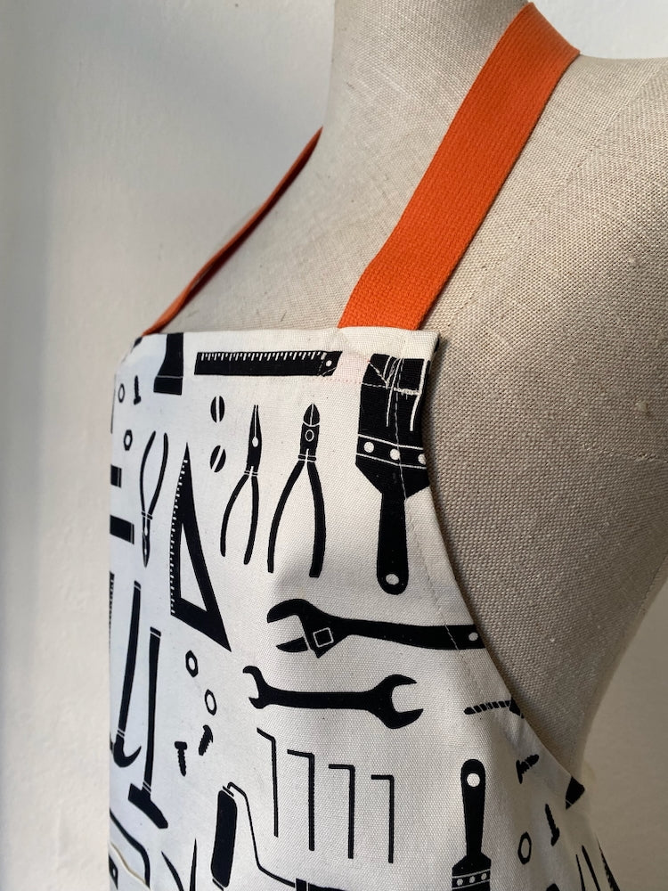 Kinderschürze DIY – Cremeweiß