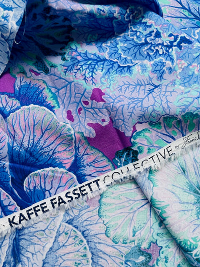 Kaffe Fassett Collective Curly Kale – Blue