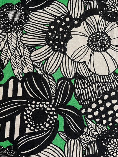 Crazy Flowers – Black and Green