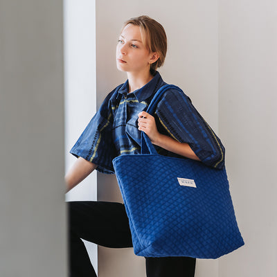 Seeyouatsix Quilted Piqué Knit – Surf The Web Blue