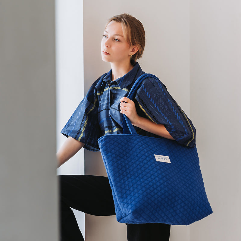 Seeyouatsix Quilted Piqué Knit – Surf The Web Blue