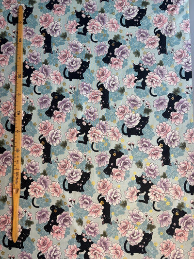 Katzen & Pfingsrosen - mint gold