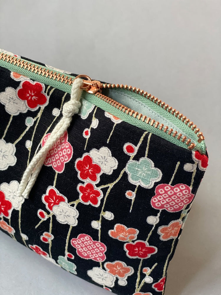 Nähkit – Reißverschlusstasche M, Kirschblüte